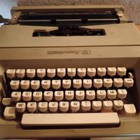 Macchina da scrivere manuale Olivetti