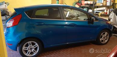 Ford  Fiesta 2015