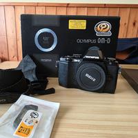 OLYMPUS OM-D E-M10