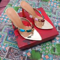 infradito dorato numero 38