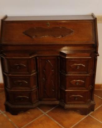 Scrivania vintage antiquariato