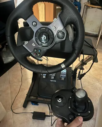 Logitech G920 versione Xbox + postazione