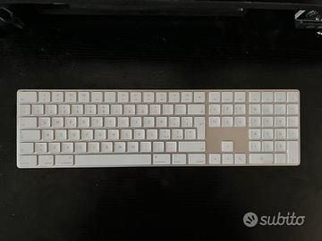 Apple Magic Keyboard con tastierino numerico