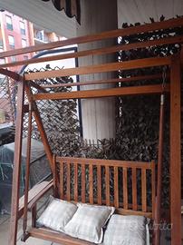 Dondolo  in legno massello acquistato da Viridea 