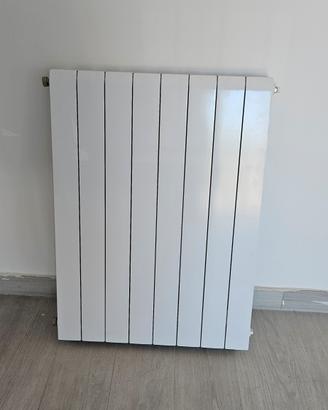 Termosifone in alluminio 8 elementi nuovo