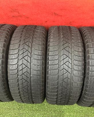 205 40 17 Gomme Invernali 80% Pirelli 205 45R17