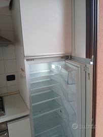 Frigo ad incasso Elettrolux