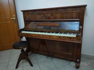 Pianoforte  verticale in radica