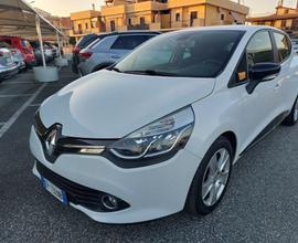 RENAULT Clio 1.5 dCi 75CV Neopatentati Distribu