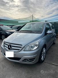 Mercedes-benz B 200 CDI Premium automatica ok neo 