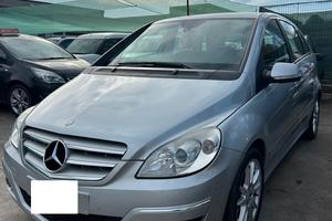 Mercedes-benz B 200 CDI Premium automatica ok neo 