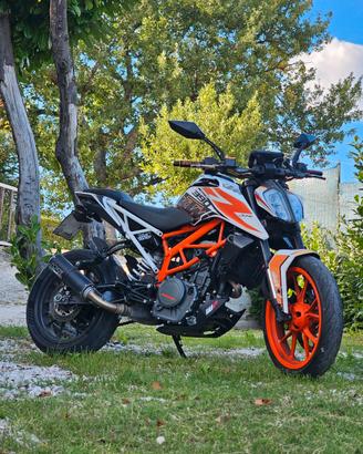 Duke 390 Motore revisionato con parti nuove
