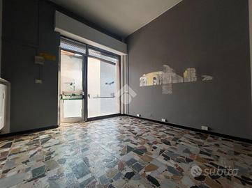 NEGOZIO A NOVI LIGURE