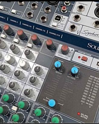 Mixer soundcraft 10 canali