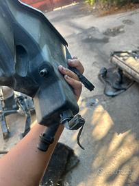 Vascheta del liquidò di rafredamento e radiatore