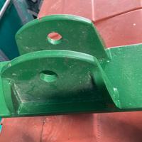 Attacco anteriore per trattore John Deere