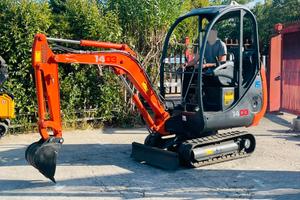 E47 Mini escavatore Neuson 17 q.li