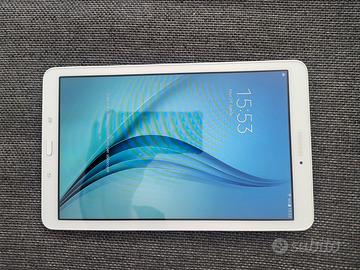 Samsung - Galaxy Tab E