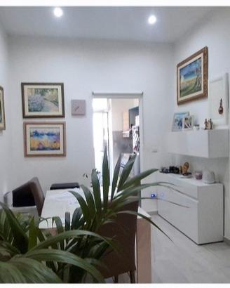 BARI. 65 mq ca. RISTRUTTURATO/RIFINITO. arredato 