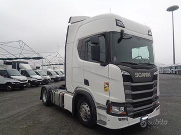SCANIA R450