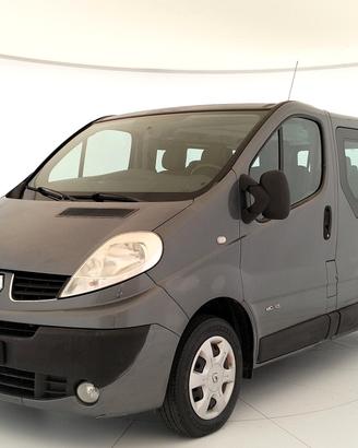 Renault Trafic 2.0 dCi 115cv Passenger - 9 POSTI
