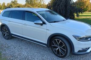 Passat All Track  Bianco 