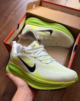 Nike vomero 18 Giallo Fluo 44