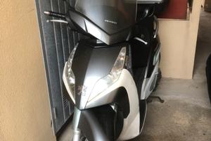 Peugeot Geopolis 400 - 2010