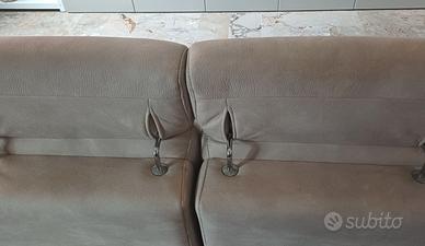 divano 2 posti