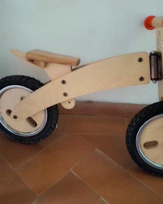 Bicicletta senza pedali in legno