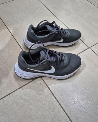 nike revolution 5ext