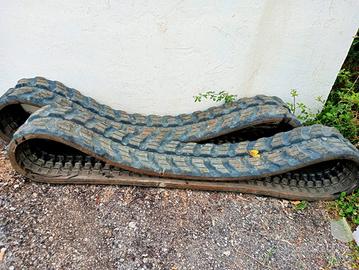 Cingoli Y400x73x76 escavatore Yanmar a Floridia