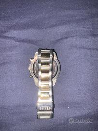 Orologio versus versace