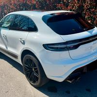 Porsche Macan 2.0 265 cv pdk 21’ con SCARICO