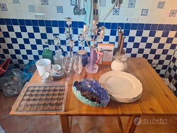 Stoviglie, candelabri e oggettistica casa