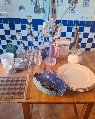 Stoviglie, candelabri e oggettistica casa