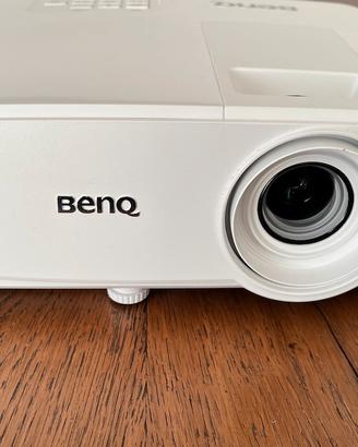 Proiettore BenQ  risoluz. HD 1280 - DLP 2000 lumen