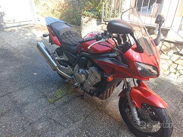 Yamaha FZR 1000 - 2006