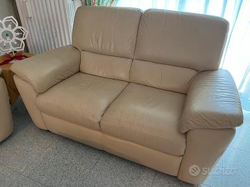 Divano in Pelle Beige