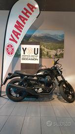 Moto Guzzi V7 Stone