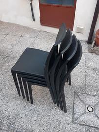 Sedie di plastica impilabili