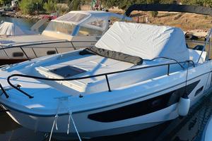 Beneteau Flyer 9 con coppia di Mercury 250 V8 2021