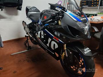 Suzuki gsxr 750