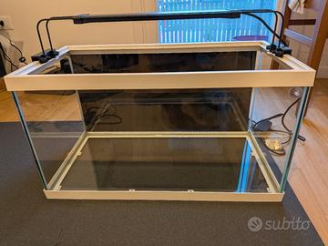 acquario 60L con luce amtra wifi 