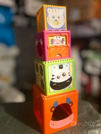 Giochi vari e peluche tenuti benissimo