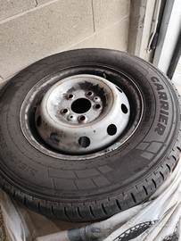 Cerchioni e gomme camper 4 cerchi e 3 gomme