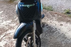 Scarabeo 200