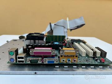 Scheda preassemblata completa per computer fisso