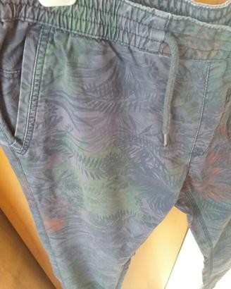 Pantalone ragazzo  a fiori tonalità blu