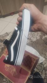 Vans nuove nere Abbigliamento e Accessori In vendita a Torino